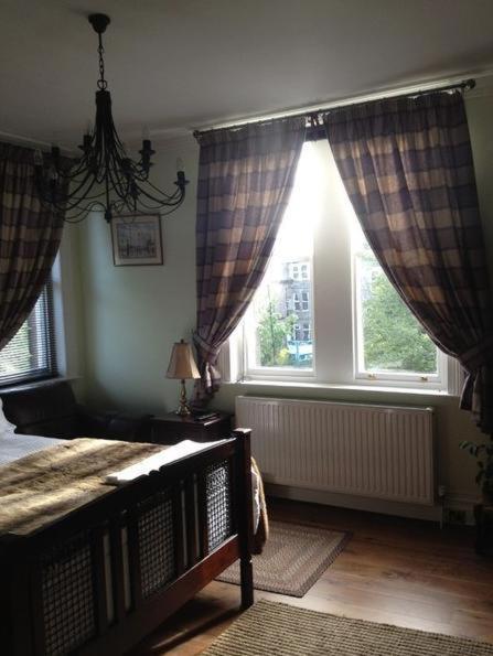 Number27Harrogate Bed & Breakfast Room photo